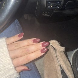 Burgundy nails for the holidays!! Burgundy nails for the holidays!!