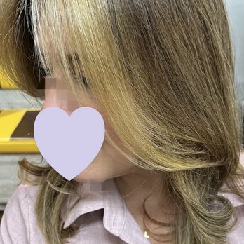 Roxy Hair Studio - #haircuts #highlights #hair-coloring #wash #blowout #layers - Hair Salons Near Me - New York, New York Roxy Hair Studio - #haircuts #highlights #hair-coloring #wash #blowout #layers - Hair Salons Near Me - New York, New York