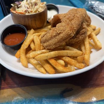Smoke Chemistry Social - Fried catfish - Cigar Bars Near Me - Arlington, Texas