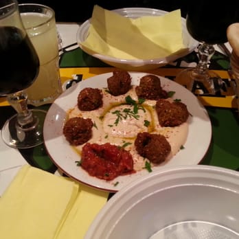L'As du Fallafel - Mmmm.  Israeli Platter (Falafel, Baba Ganoush, Tomato Salad) - Kosher Near Me - Paris, 75