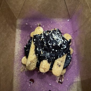 Forgotten Tonic - Ube tiramisu - Wine Bars Near Me - Saint Augustine, Florida