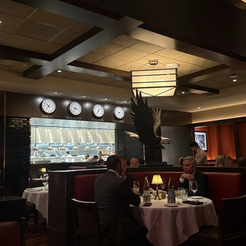 The Capital Grille - Inside - Steakhouses Near Me - Burbank, California The Capital Grille - Inside - Steakhouses Near Me - Burbank, California