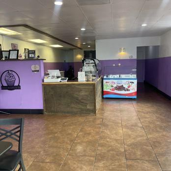 Edible Delightz - Custom Cakes Near Me - Kansas City, Missouri