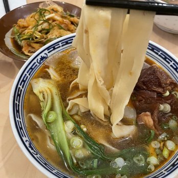 Big Beef Bowl Hand-Pulled Noodle - Tripe appetizer (back) and spicy noodle brisket with flat noodles - Noodles Near Me - Markham, Ontario Big Beef Bowl Hand-Pulled Noodle - Tripe appetizer (back) and spicy noodle brisket with flat noodles - Noodles Near Me - Markham, Ontario