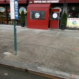 Went here for the lunch special...chicken was so soft and tasty. Peas and rice are season well..... Went here for the lunch special...chicken was so soft and tasty. Peas and rice are season well.....