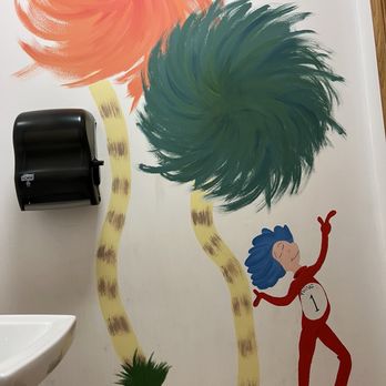 Mad Potter - Their restroom! - Paint-Your-Own Pottery Near Me - Lebanon, Ohio Mad Potter - Their restroom! - Paint-Your-Own Pottery Near Me - Lebanon, Ohio