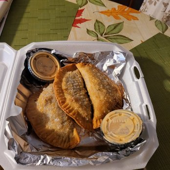 Crusin Sushi - Beef empanadas - Food Trucks Near Me