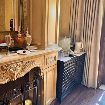 Kelly's Spa - Inside quiet room - Massage Near Me - Riverside, California Kelly's Spa - Inside quiet room - Massage Near Me - Riverside, California