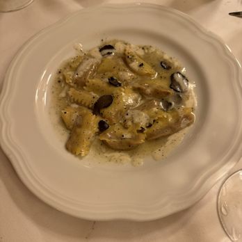 Alba - Mushroom truffle pasta - Italian Near Me - West Hollywood, California Alba - Mushroom truffle pasta - Italian Near Me - West Hollywood, California