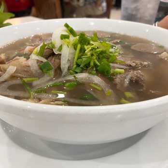 Pho Que Huong - Vietnamese Near Me - Honolulu, Hawaii