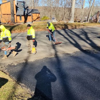 Driveway Masters - Driveway - Masonry/Concrete Near Me - Bedford Hills, New York Driveway Masters - Driveway - Masonry/Concrete Near Me - Bedford Hills, New York