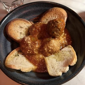 Botte - Ditmars - Polpette della Nonna - Italian Near Me - Astoria, New York Botte - Ditmars - Polpette della Nonna - Italian Near Me - Astoria, New York