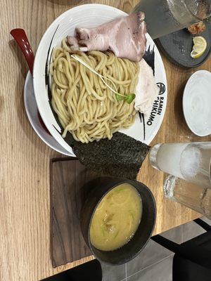 Ramen Chikumo -Japanese Toripaitan by null