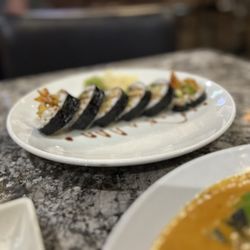 Izumi Asian Bistro - Shrimp Tempura Roll- very good