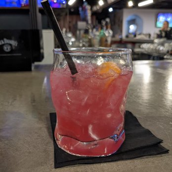 Canvas Artistry - Zia Rain cocktail - Tacos Near Me - Albuquerque, New Mexico Canvas Artistry - Zia Rain cocktail - Tacos Near Me - Albuquerque, New Mexico