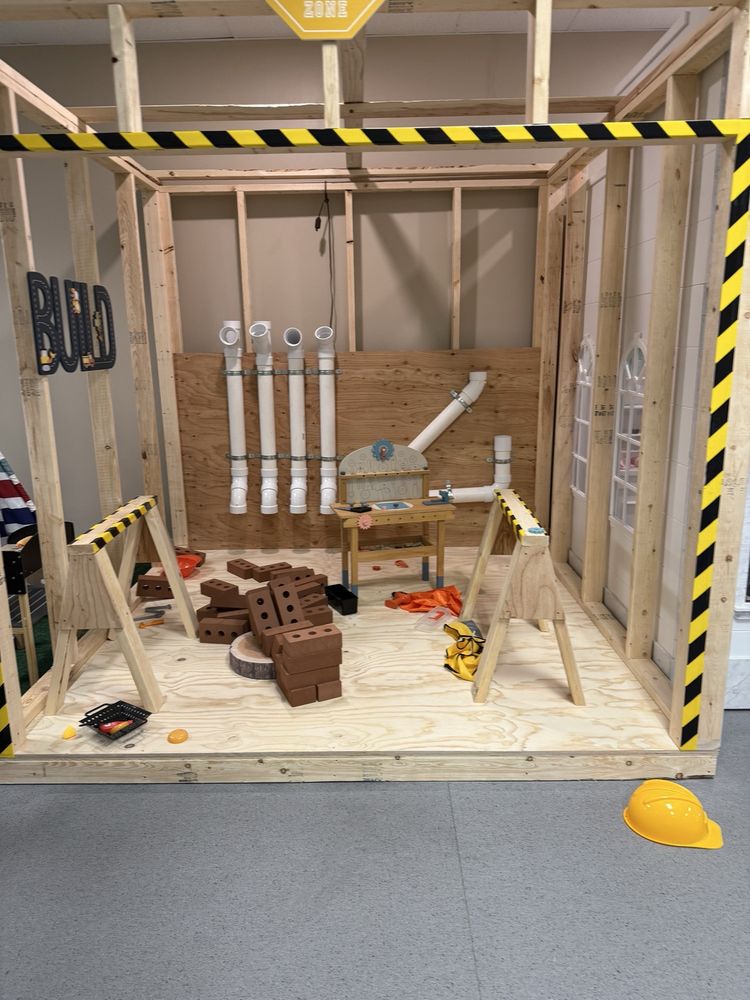 Peek-A-Brew Play Cafe Logo