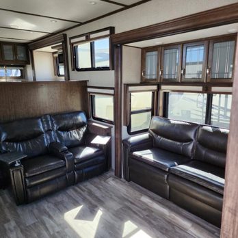 Trailer Hitch RV - Finally found our RK! - RV Dealers Near Me - Nipomo, California Trailer Hitch RV - Finally found our RK! - RV Dealers Near Me - Nipomo, California