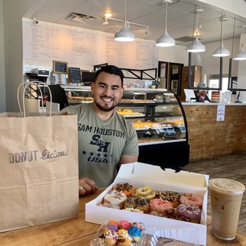 Donut licious - Donuts Near Me - Spring, Texas