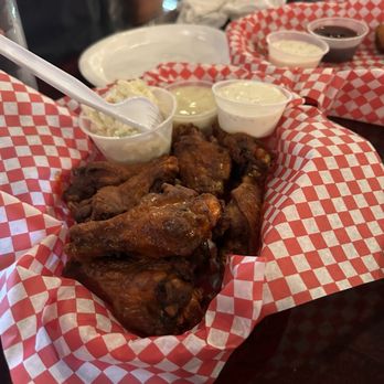 Wicked Wort Brewing Company - Buffalo wings - Breweries Near Me - Robbinsdale, Minnesota Wicked Wort Brewing Company - Buffalo wings - Breweries Near Me - Robbinsdale, Minnesota