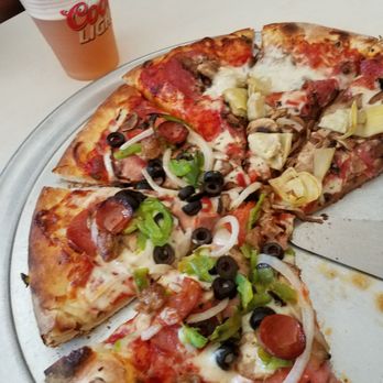 Bernillo's Pizzeria  - Pizza Near Me - Fort Bragg, California