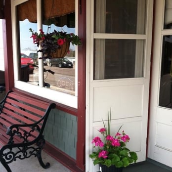 Uncommon Ground - Coffee & Tea Near Me - Medford, Wisconsin