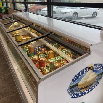 The Market @ Lookout - Ice cream - Convenience Stores Near Me - Selma, Texas
