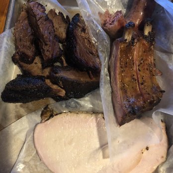 Black's BBQ - Brisket, sausage, ribs & turkey - Barbeque Near Me - San Marcos, Texas Black's BBQ - Brisket, sausage, ribs & turkey - Barbeque Near Me - San Marcos, Texas