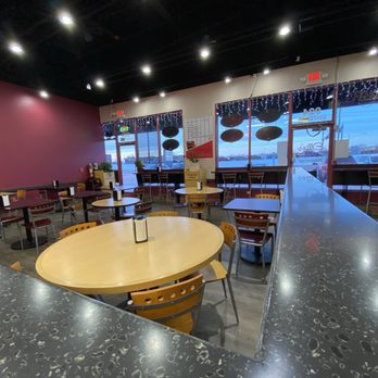 Ellie's Deli - Delis Near Me - Naperville, Illinois