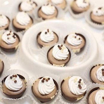 Sweet Treets Bakery - Bakeries Near Me - Austin, Texas Sweet Treets Bakery - Bakeries Near Me - Austin, Texas