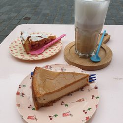 La Bella Cucina - Cake