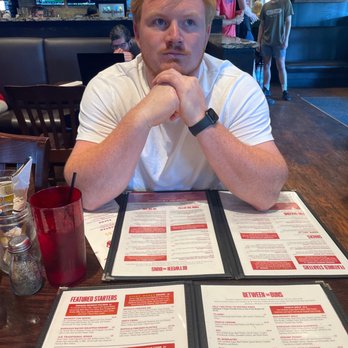 Circle 7 Ranch - date night! - Burgers Near Me - St. Louis, Missouri