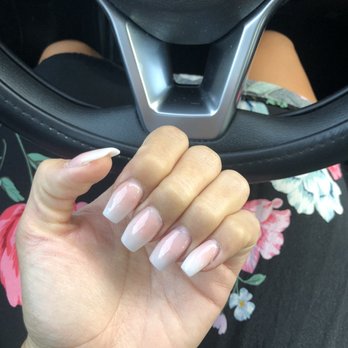 Anthony Vince' Nail Spa - Ombré nails - Nail Salons Near Me - Tigard, Oregon