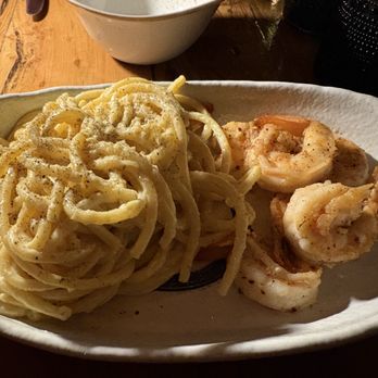 Fattoria E Mare - Cacio e Pepe with sautéed shrimp. So yummy. - Italian Near Me - Half Moon Bay, California