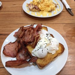 Q Food - Enjoying a lovely breakfast at Q food! Love this place!!