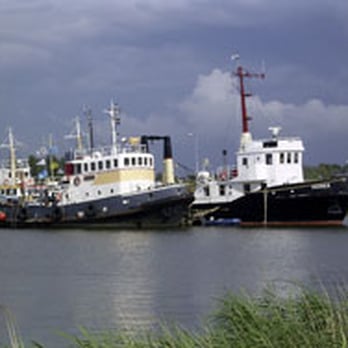 Maritime License Training Company - Our Boat - Specialty Schools Near Me - Atlantic Beach, Florida Maritime License Training Company - Our Boat - Specialty Schools Near Me - Atlantic Beach, Florida