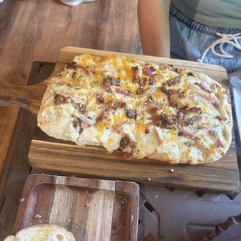 Fish Tales Winery & Bistro - Bacon ranch flatbread - Wineries Near Me - Broken Bow, Oklahoma Fish Tales Winery & Bistro - Bacon ranch flatbread - Wineries Near Me - Broken Bow, Oklahoma