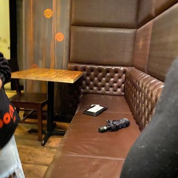 Born Thai - Back seating area of Born - Thai Near Me - Brooklyn, New York Born Thai - Back seating area of Born - Thai Near Me - Brooklyn, New York