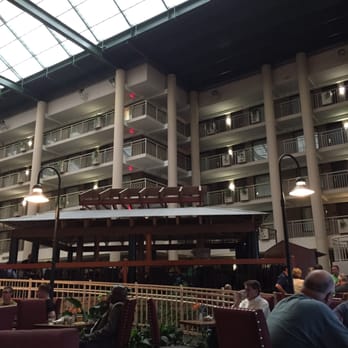 Atrium Lounge - The gazebo in the center of the indoor courtyard, or atrium. - Hotels Near Me - East Syracuse, New York Atrium Lounge - The gazebo in the center of the indoor courtyard, or atrium. - Hotels Near Me - East Syracuse, New York