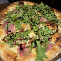 Culaccino Bar + Kitchen - Prosciutto Pizza