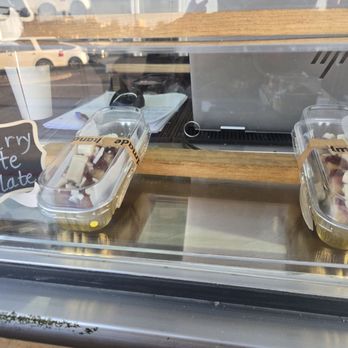 Dolce Mondo Sweets - Bakeries Near Me - Houston, Texas