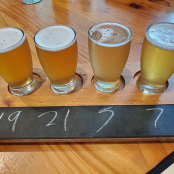 Village Pizza & Pints - Beer flight - Pizza Near Me - Davis, California Village Pizza & Pints - Beer flight - Pizza Near Me - Davis, California