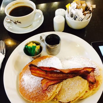 Moose Coffee - Pancakes and bacon - Bagels Near Me - Liverpool, XMS