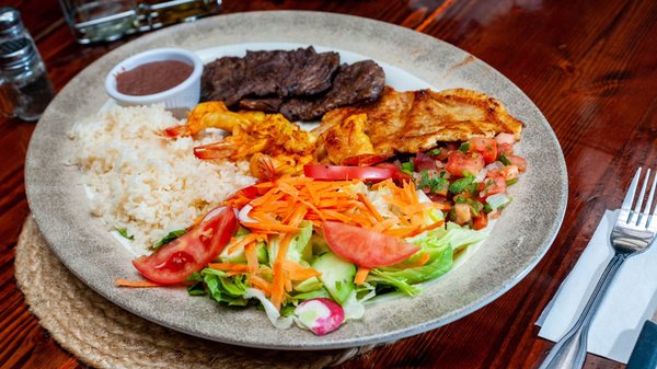 La Cabaña Salvadoreña by null