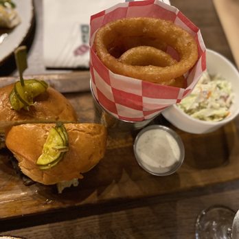 Jackalope's Bar and Grill - Jackalopes veggie burger and onion rings - American Near Me - Fish Camp, California Jackalope's Bar and Grill - Jackalopes veggie burger and onion rings - American Near Me - Fish Camp, California