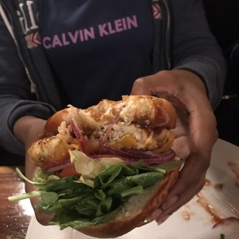 Bearfoot Tavern - The Rufus (turkey burger), add spinach and red onions - Gastropubs Near Me - Macon, Georgia