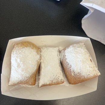 Cafe Beignet - Regular Beignets - Cafes Near Me - Orange Beach, Alabama
