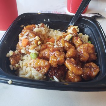 Panda Express - The Orange Chicken Bowl with Fried Rice. - Chinese Near Me - Chicago, Illinois