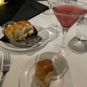 Del Frisco's Double Eagle Steakhouse - The bread!! - Steakhouses Near Me - Pittsburgh, Pennsylvania Del Frisco's Double Eagle Steakhouse - The bread!! - Steakhouses Near Me - Pittsburgh, Pennsylvania