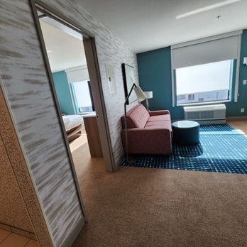 Home2 Suites by Hilton Corona - Hotels Near Me - Corona, California