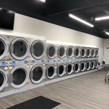 Sunrise Laundry - Spacious Interior - Laundromat Near Me - Maywood, Illinois Sunrise Laundry - Spacious Interior - Laundromat Near Me - Maywood, Illinois